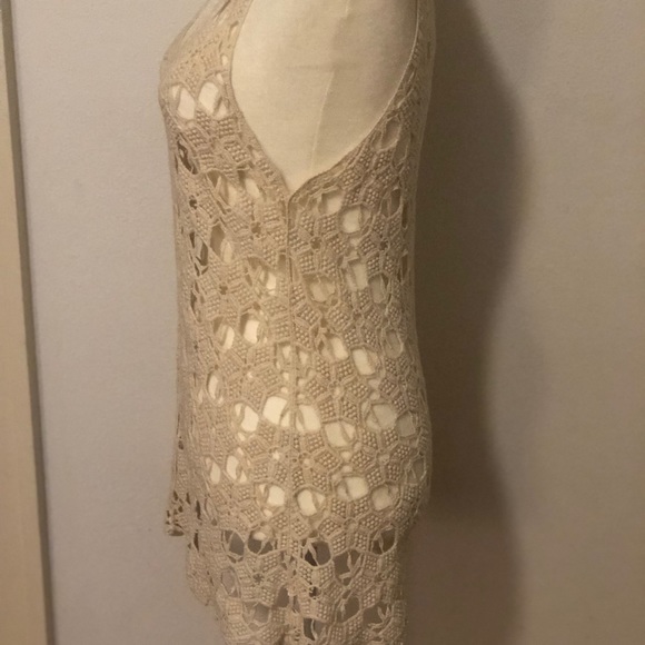 Crochet. Beautiful design! Great as a cover-up - Picture 3 of 3